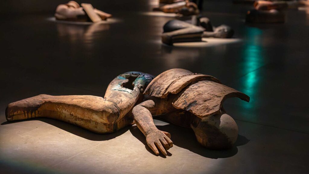 I Dormienti di Mimmo Paladino e il Novecento di Palazzo Citterio 
